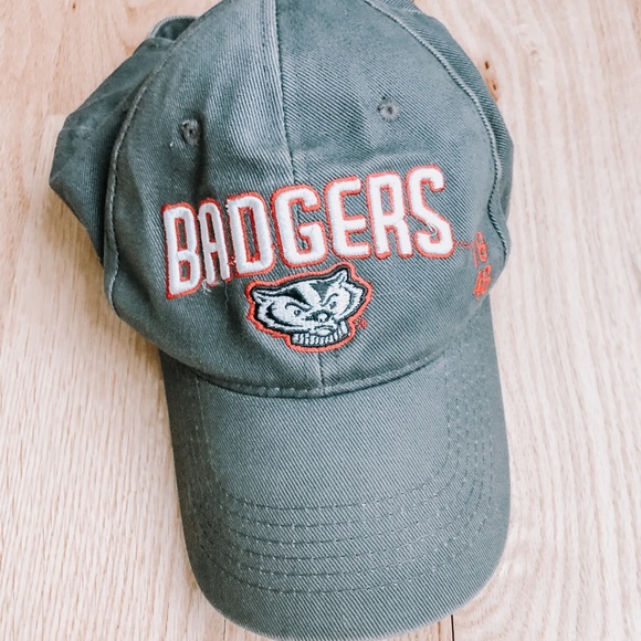 wisconsin baseball cap